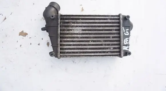 Alfa Romeo GT Intercooler radiator