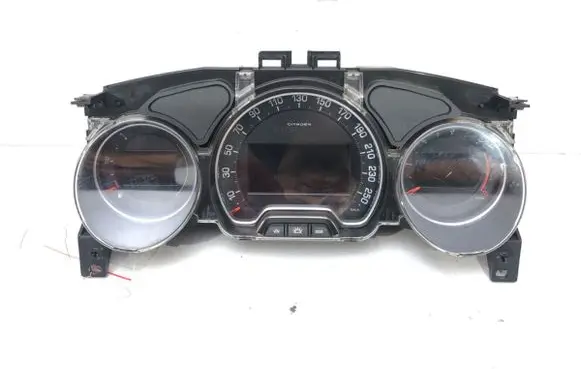 Speedometer (instrument cluster)