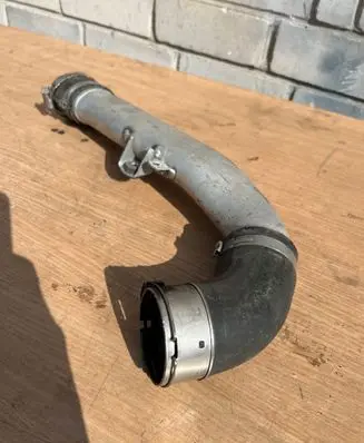 Mercedes-Benz GLC X253 C253 Intercooler hose/pipe A6510980807 2009093E