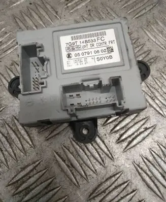 Ford Mondeo MK IV Door control unit/module 7G9T14B533FC 0507910602