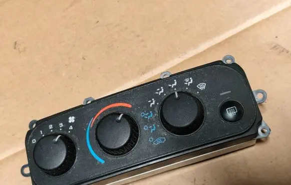 Chrysler Sebring (ST-22 - JR) Climate control unit 04596277AA