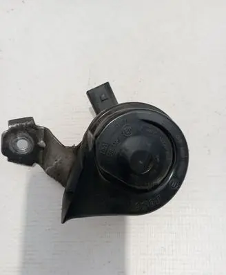 Volkswagen Golf VI Horn signal 3881157