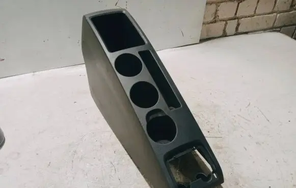 Toyota Corolla Verso AR10 Glove box central console 0108011683