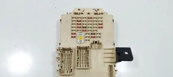 Hyundai i40 Fuse module 919503Z121 1013C21007 3Z1211312220285