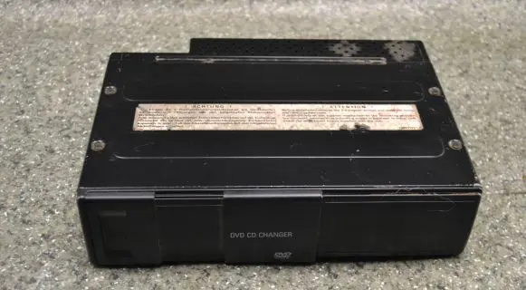 BMW 7 E65 E66 CD/DVD changer 65126938979 020355 650940817071