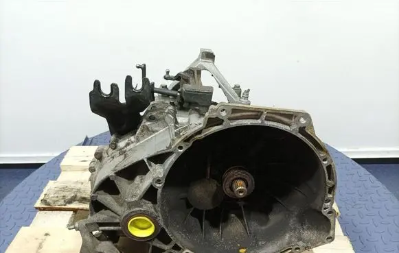 Ford C-MAX I Manual 6 speed gearbox 6M5R-7002-ZB