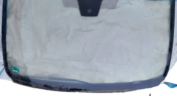 Peugeot 607 Front windscreen/windshield window DOT24AS1M126 43R00138