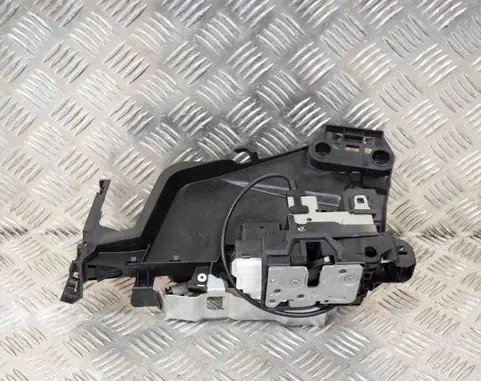 Volvo XC40 Coupe door lock (next to the handle) 31440787 30747093