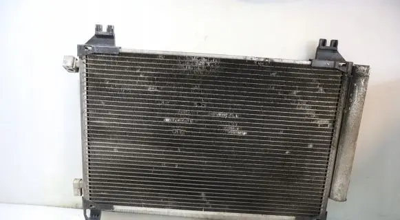 Toyota Yaris A/C cooling radiator (condenser)