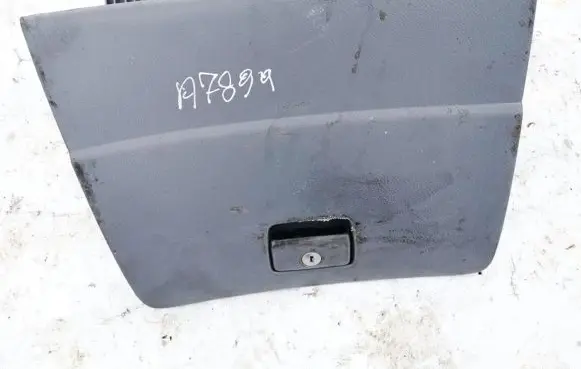 Toyota Avensis Verso Glove box 5555044030 55550-44030