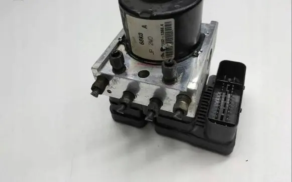 Nissan Pixo ABS Pump 06210213884 68K0