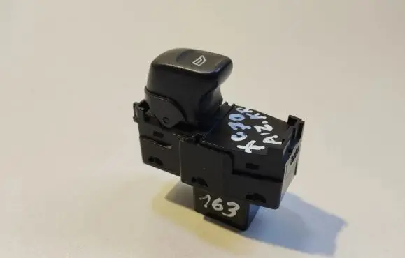 Volvo XC70 Electric window control switch 30658696 03120700