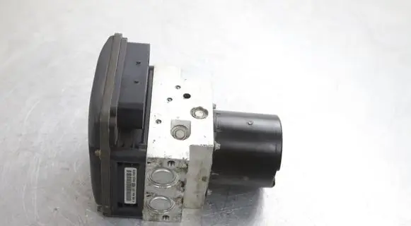 BMW 5 E60 E61 ABS Pump 6783360