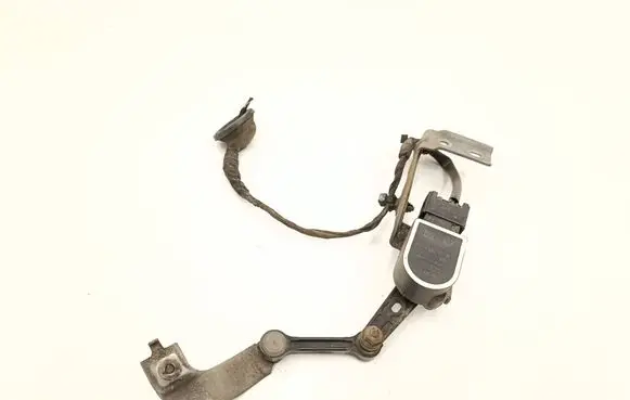 Mercedes-Benz A W176 Rear air suspension level height sensor A0045429918