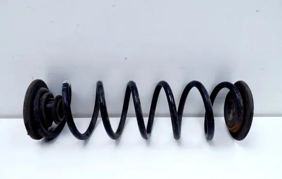 Volkswagen Golf VII Rear coil spring 5Q0512149A 5Q0511121