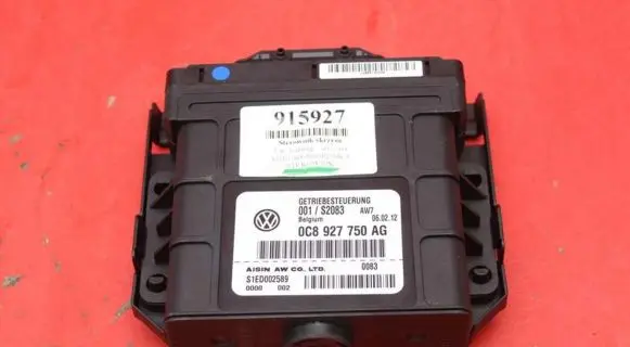 Volkswagen Touareg II Gearbox control unit/module 0C8927750AG