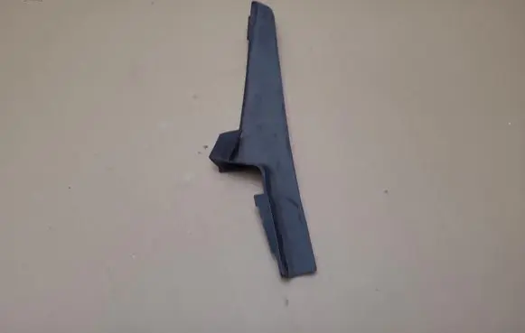 Toyota Prius+ (ZVW40) Windshield trim 5386747040