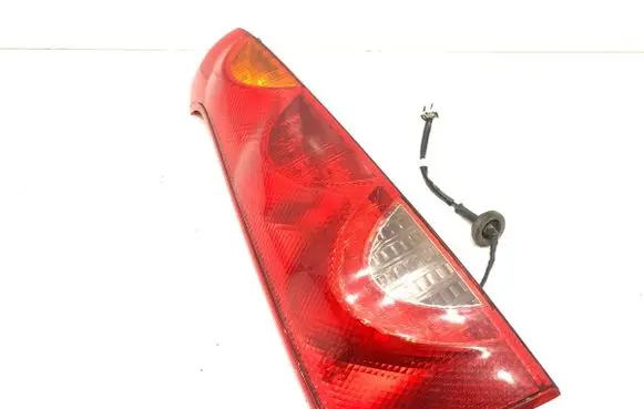 Nissan Note (E11) Rear/tail lights 220-16752