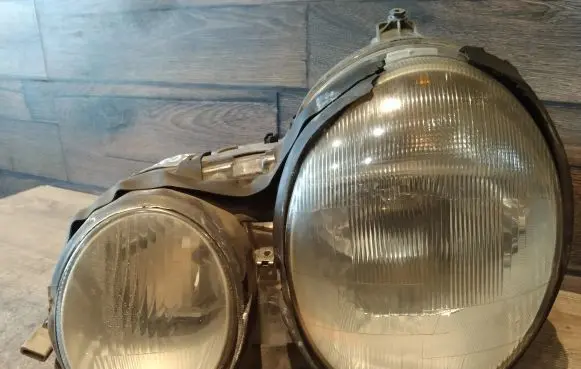 Mercedes-Benz E W210 Headlight/headlamp