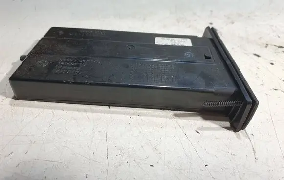 BMW 5 E60 E61 Cup holder 320520100