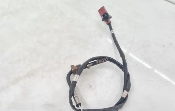 Skoda Superb B6 (3T) Exhaust gas temperature sensor 03L906088AJ