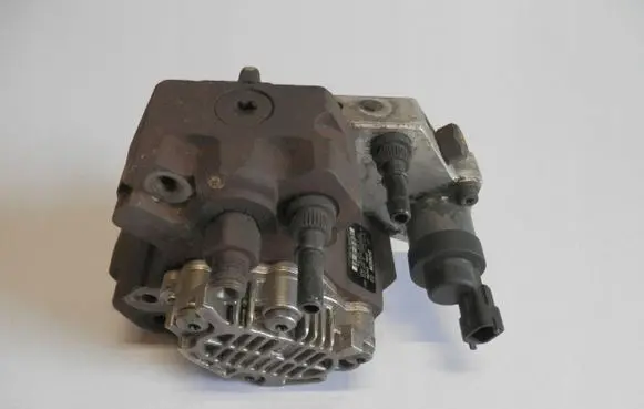 Renault Scenic II - Grand scenic II Fuel injection high pressure pump 8200342594