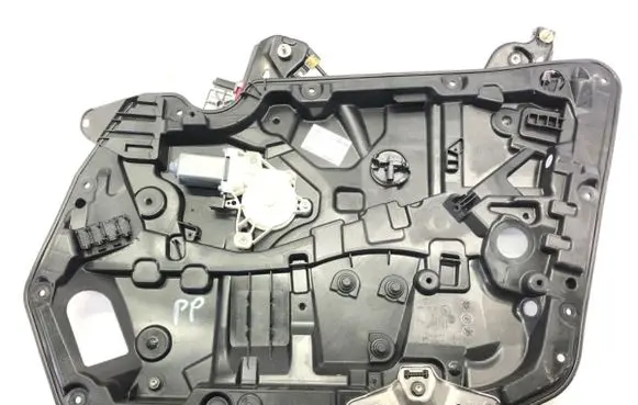 Mercedes-Benz CLS C257 Front door window regulator with motor 