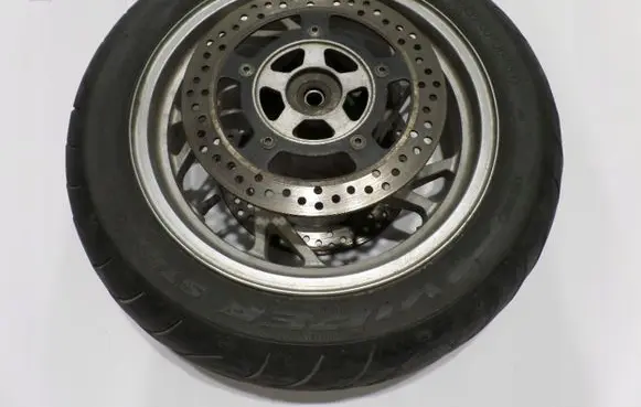 Suzuki SX4 R17 alloy rim 