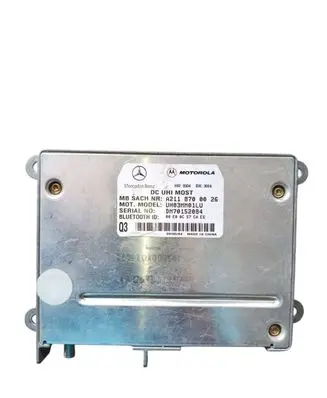 Mercedes-Benz E W211 Bluetooth control unit module A2118700026 DM70152084