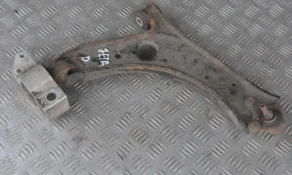 Volkswagen Jetta V Front lower control arm/wishbone 1K0407851E