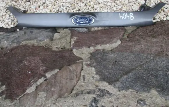 Ford Mondeo MK V Tailgate trim