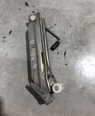 Audi A6 S6 C6 4F Lift Jack 4F0011031H