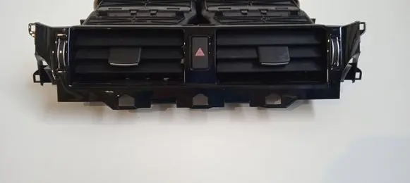 Land Rover Discovery 5 Dash center air vent grill 09846003