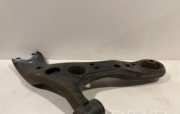 Lexus CT 200H Front lower control arm/wishbone