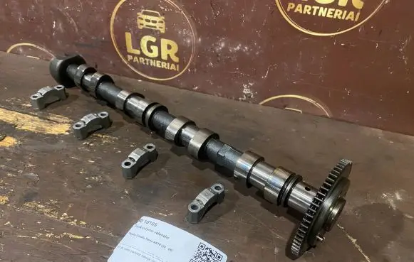 Toyota Corolla Verso AR10 Camshaft 7L01641