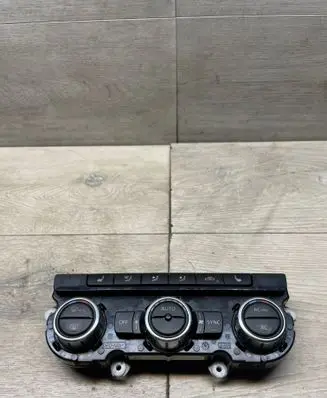 Volkswagen PASSAT B7 Climate control unit 3AA907044C 5HB01125711 1101420056
