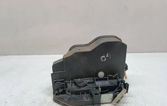 BMW 3 F30 F35 F31 Rear door lock 7202148