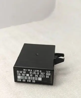 BMW 3 E36 Other control units/modules 8357068 05012100