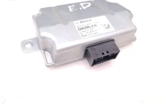 Mercedes-Benz Vito Viano W639 Voltage converter/converter module A9068270005 0199DC1400