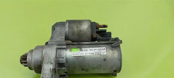 Volkswagen Cross Polo Starter motor 02T911023S