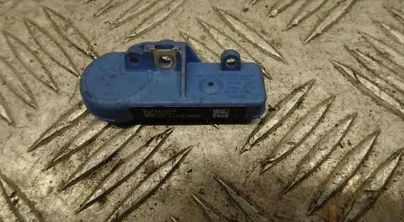 Opel Meriva B Tire pressure sensor 13581561