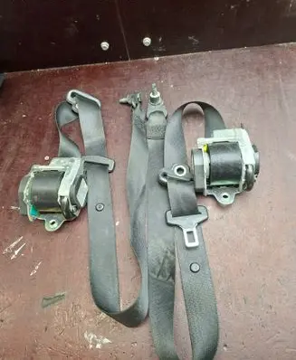 Mercedes-Benz B W245 Front seatbelt 602876900 602877300