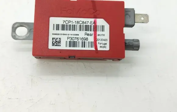 Volvo S60 Aerial antenna amplifier P30761698 7CP118C847EA 20120423