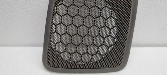 Volkswagen Transporter - Caravelle T4 Side speaker trim/cover 7D1857210