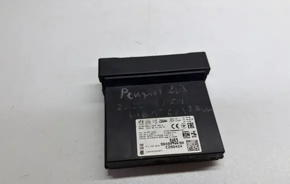 Peugeot 208 II Light module LCM 9848045380 E286424