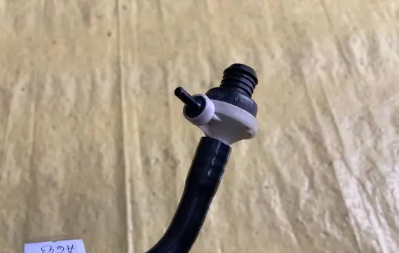 Mercedes-Benz A W169 Brake line pipe/hose A1694300129