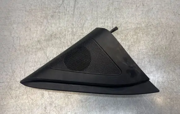 KIA Ceed Front door high frequency speaker 876601H020