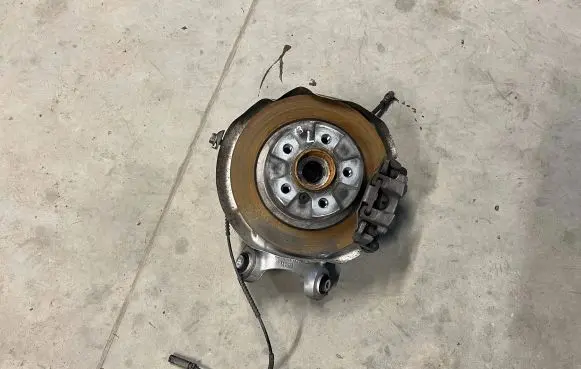 BMW i3 Rear wheel hub 6852161 33326852161