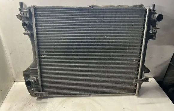 Jaguar XF Coolant radiator 4R838005BE