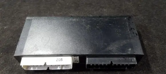 BMW 5 E34 Comfort/convenience module 61351379741